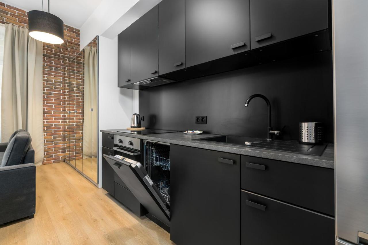 Apartment Poznan Mtp Chelmonskiego By Noclegi Renters Esterno foto