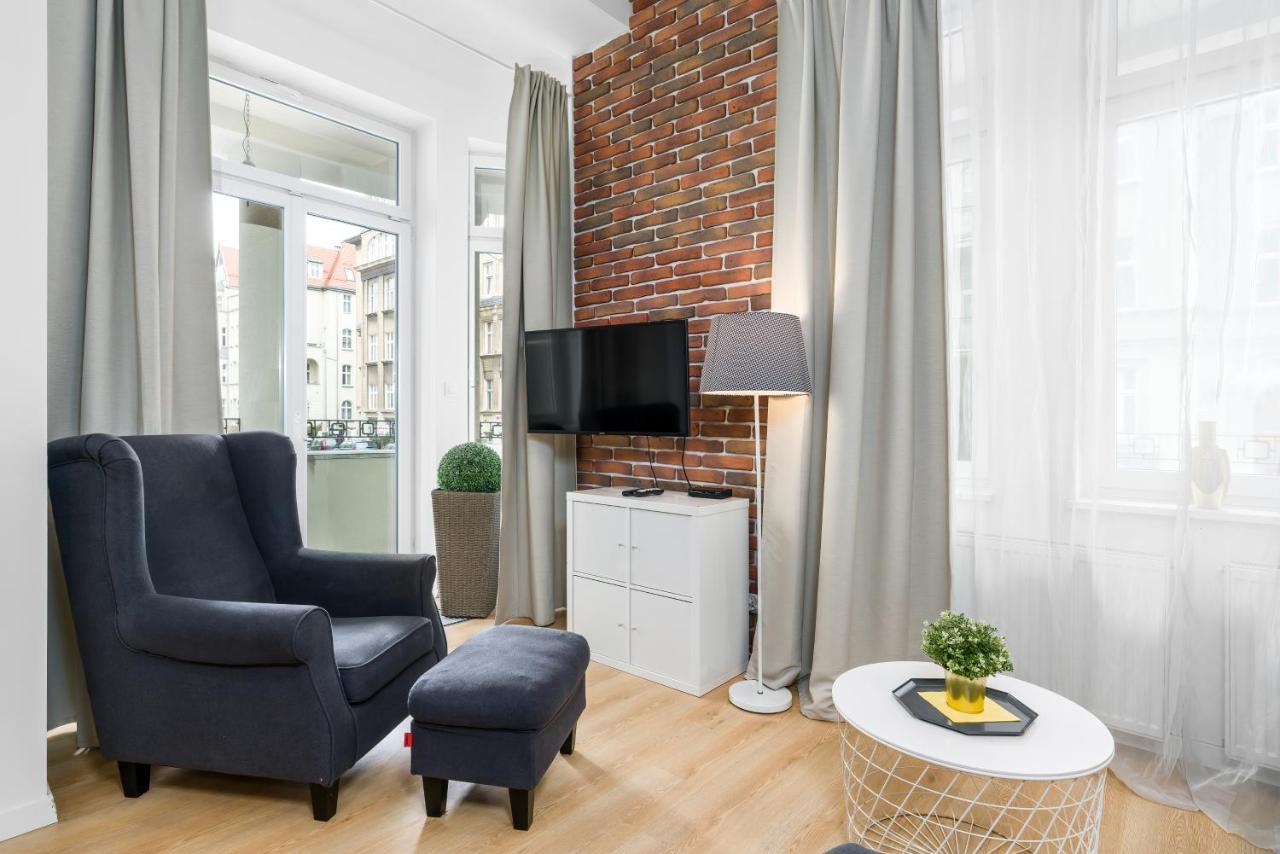 Apartment Poznan Mtp Chelmonskiego By Noclegi Renters Esterno foto