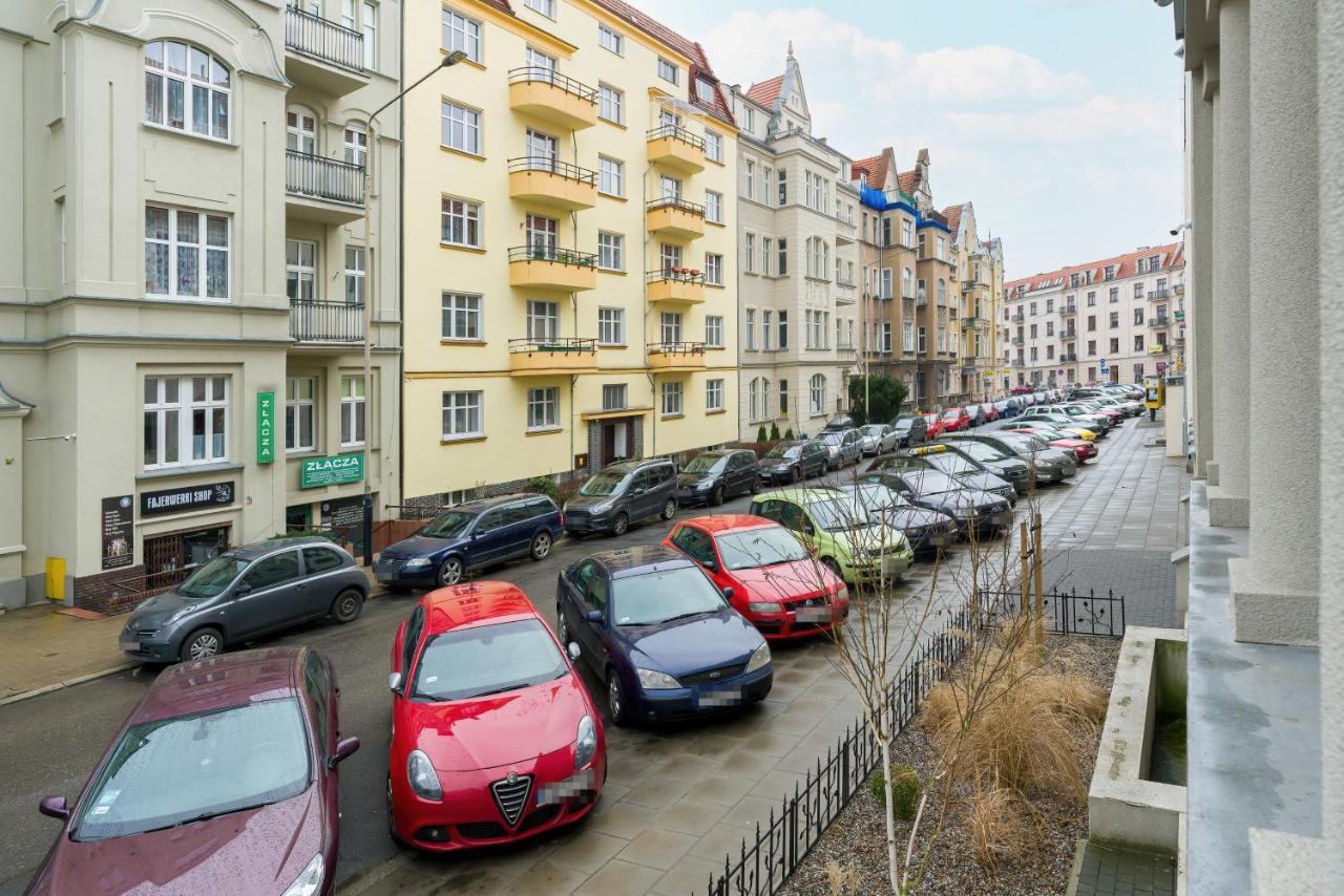 Apartment Poznan Mtp Chelmonskiego By Noclegi Renters Esterno foto