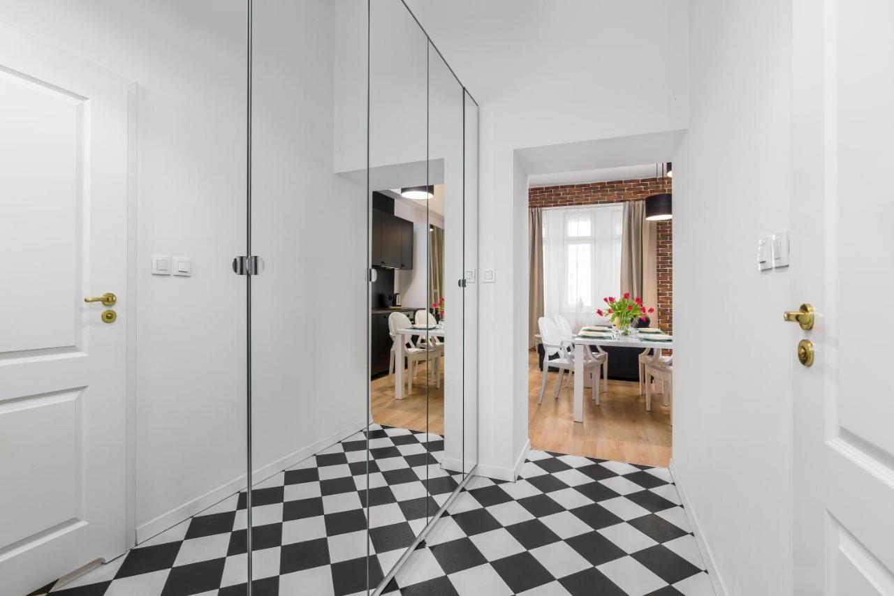 Apartment Poznan Mtp Chelmonskiego By Noclegi Renters Esterno foto